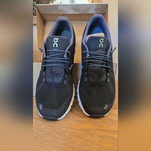 On Cloud Shoes - Women's - Size 10/42